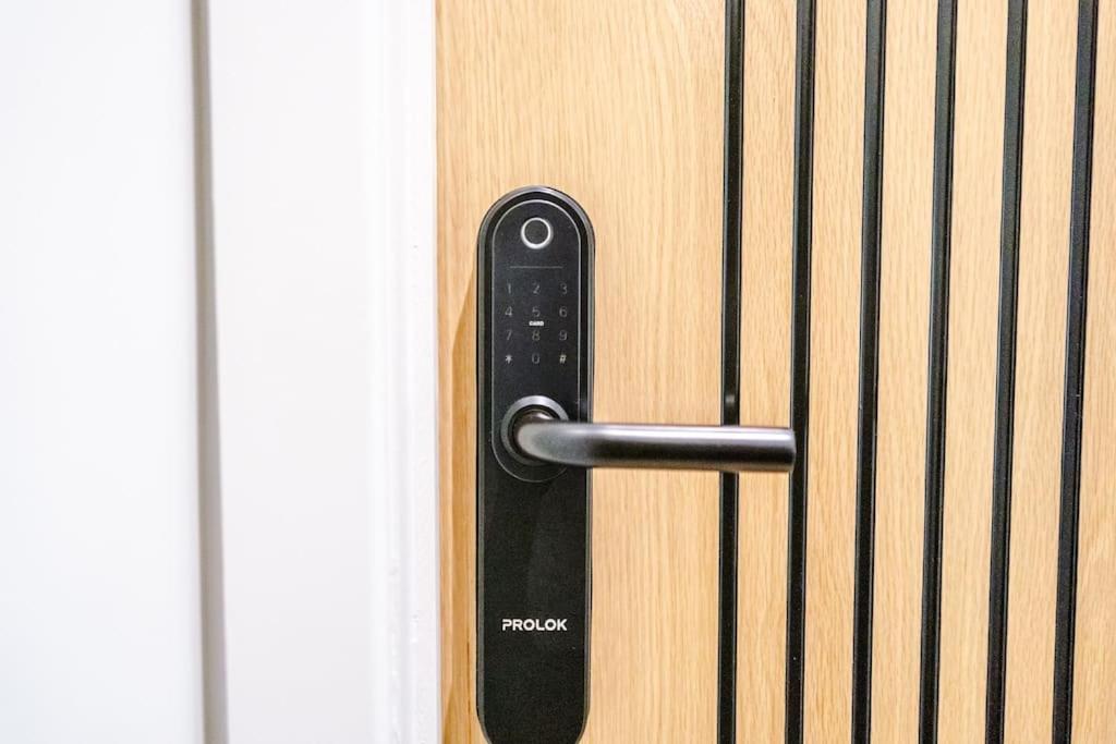 Centre Free Parking And Luxury Finishes Apartment