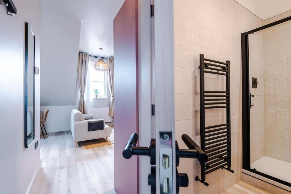 Apartment Centre Free Parking And Luxury Finishes *